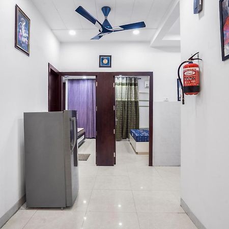 Homlee-Villa Luxury-2Bhk-Anand Vihar-Ramprastha Gáziábád Kültér fotó