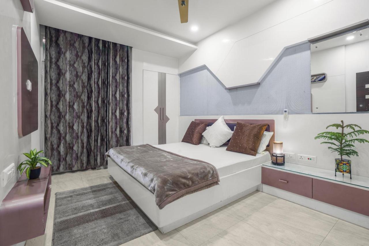 Homlee-Villa Luxury-2Bhk-Anand Vihar-Ramprastha Gáziábád Kültér fotó