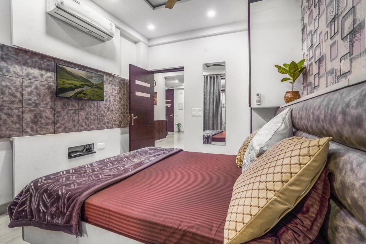 Homlee-Villa Luxury-2Bhk-Anand Vihar-Ramprastha Gáziábád Kültér fotó