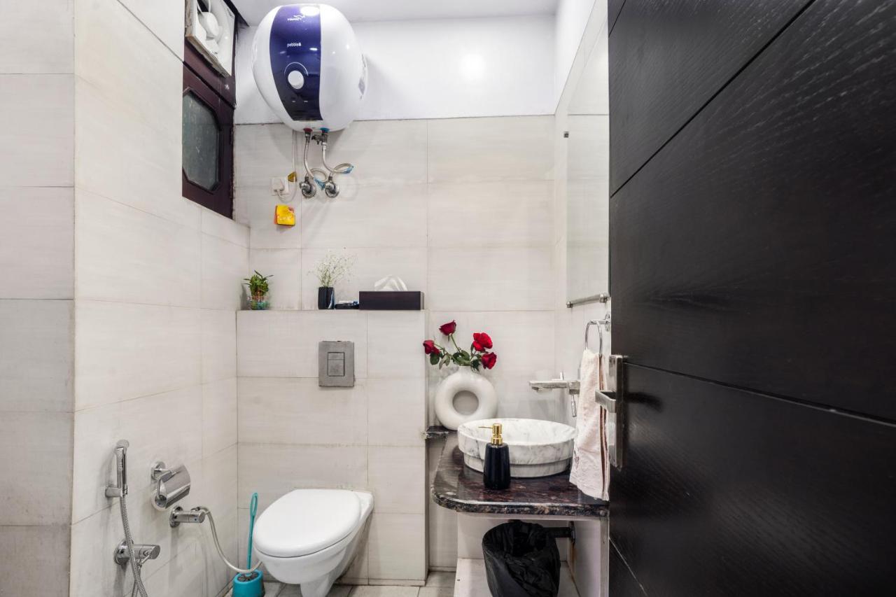 Homlee-Villa Luxury-2Bhk-Anand Vihar-Ramprastha Gáziábád Kültér fotó