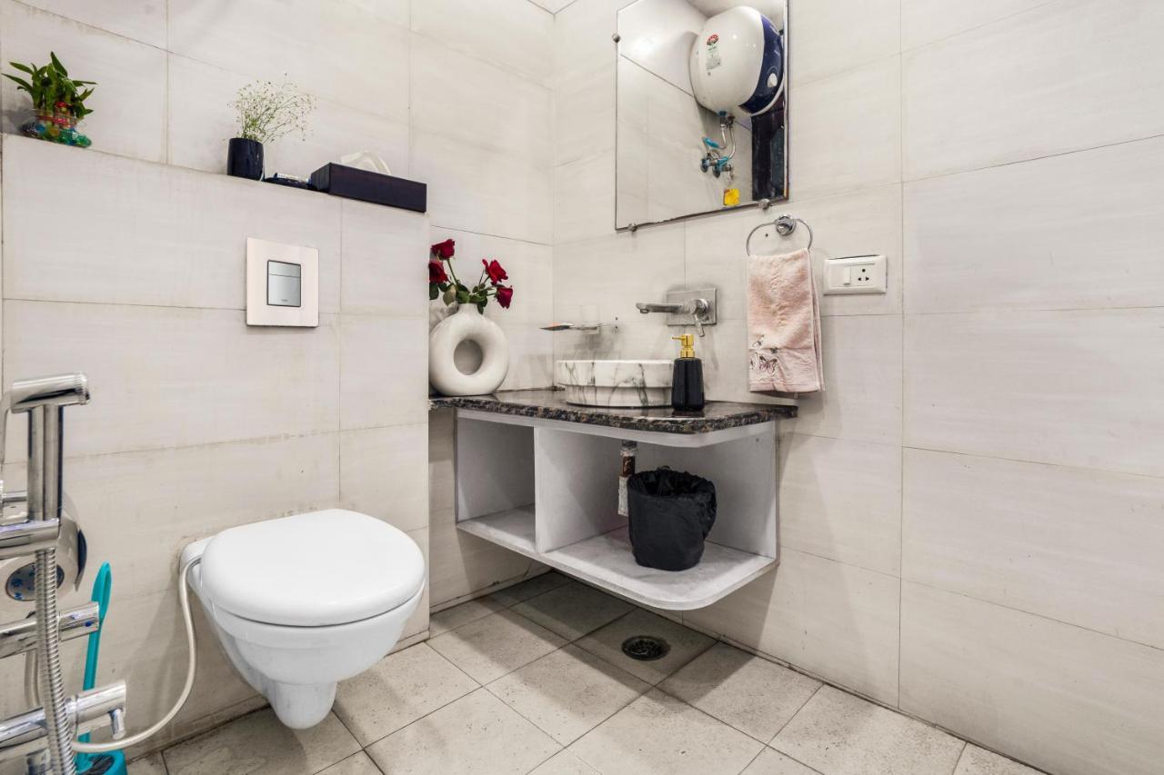 Homlee-Villa Luxury-2Bhk-Anand Vihar-Ramprastha Gáziábád Kültér fotó